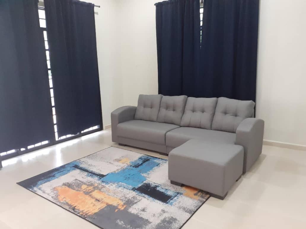 Nikmat Homestay Riyadh Kampong Tuan Mandak Zewnętrze zdjęcie