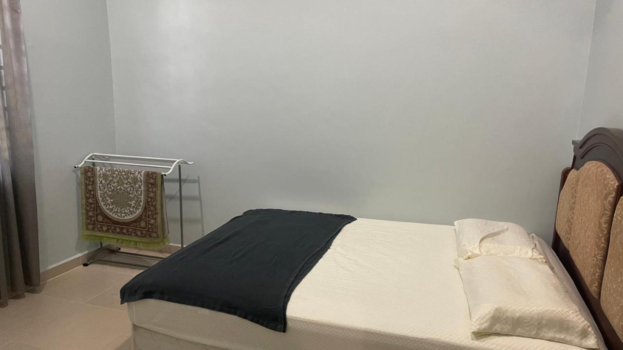 Nikmat Homestay Riyadh Kampong Tuan Mandak Zewnętrze zdjęcie